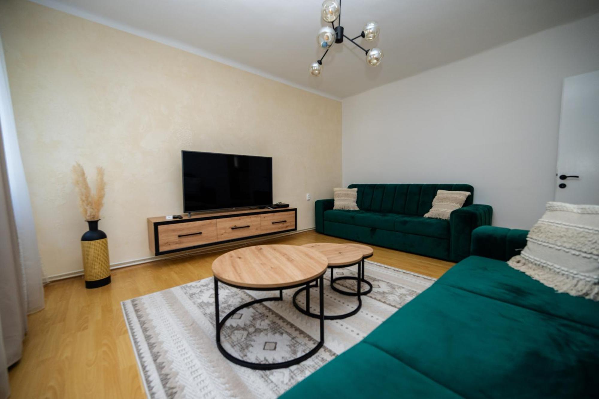 Cozy One-Bedroom Apartment Near City Center SJJ Esterno foto